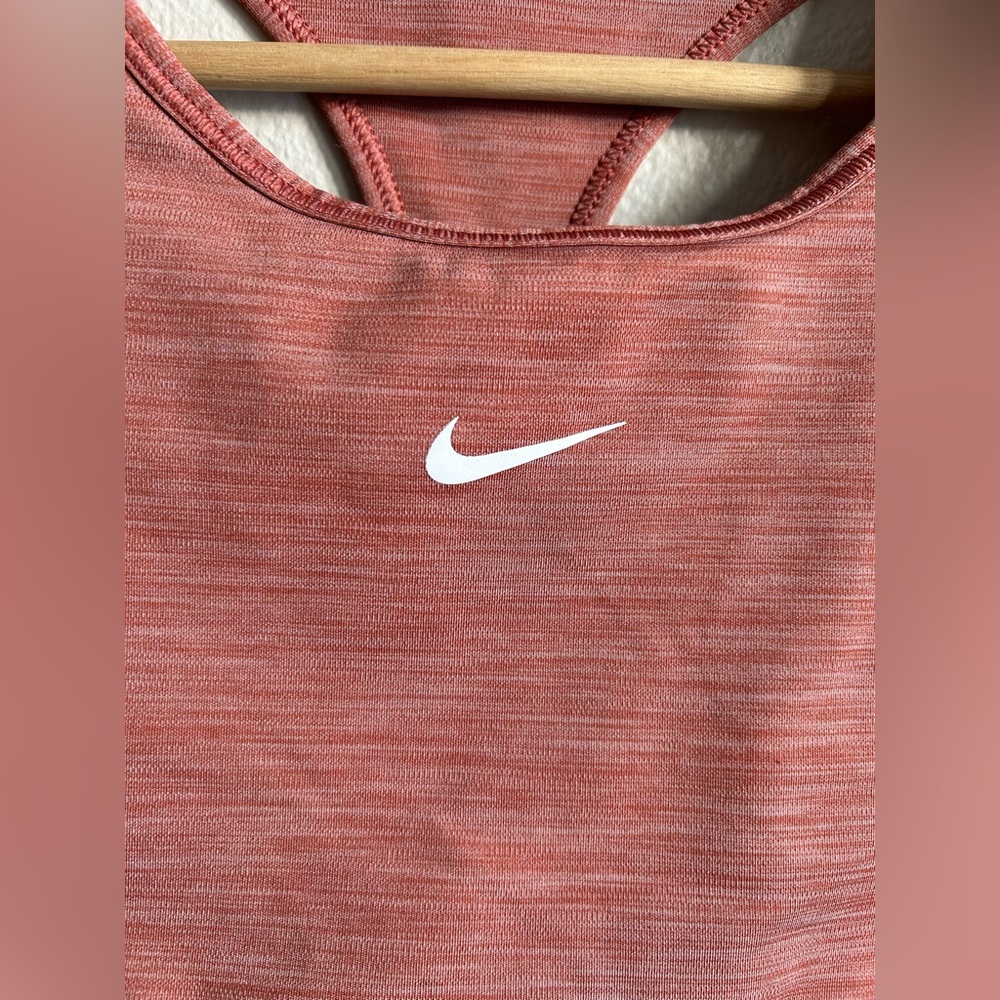 Nike Women's Swoosh Dri Fit Racerback Sports Bra Heather Rust Pink Mauve Size M - Picture 3 of 6